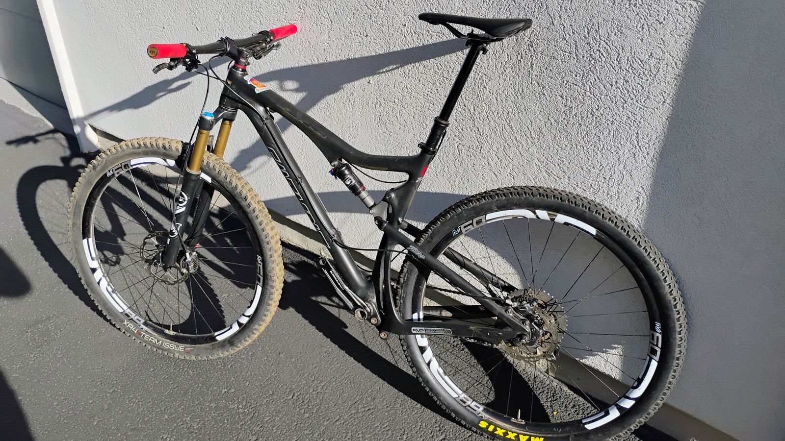 Older Santa Cruz Tallboy Size XL Cross Country Mountain Bike