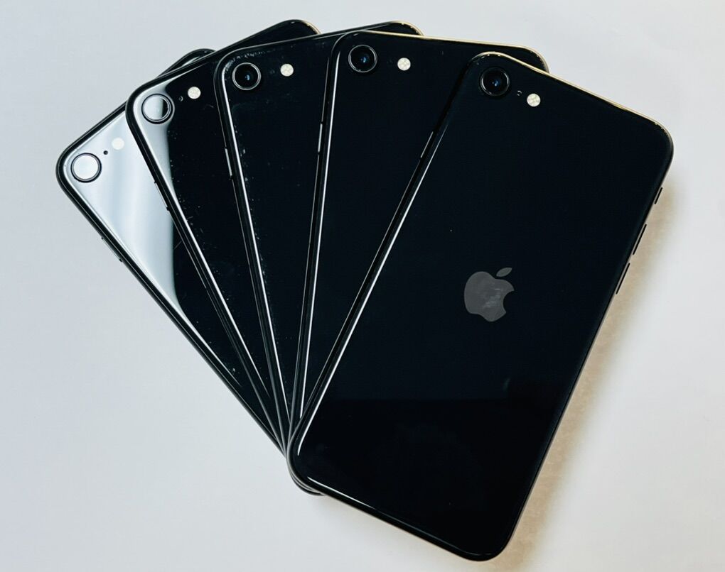 64GB Unlocked iPhone SE 2020 (2nd Gen)