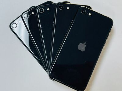 64GB Unlocked iPhone SE 2020 (2nd Gen)