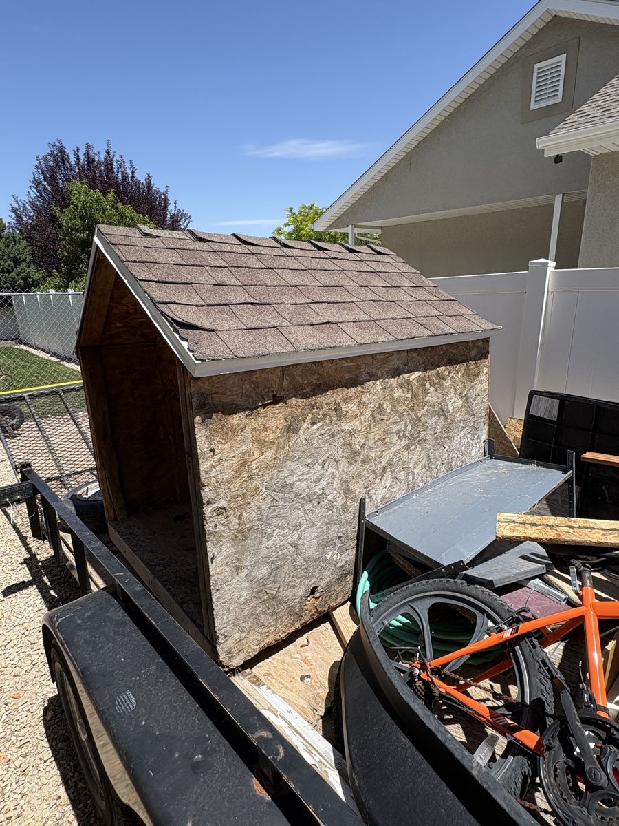 ***Free*** dog house