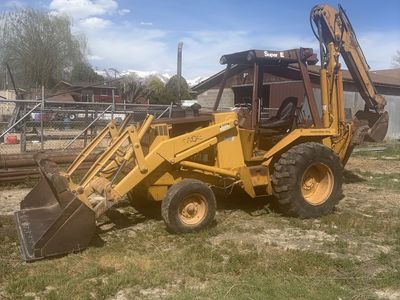 Case 580E. Extendahoe. Construction king backhoe
