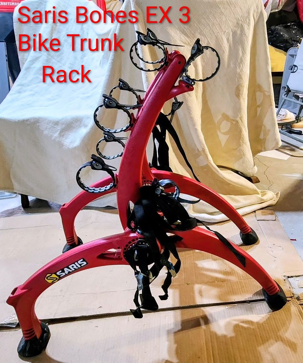 Saris Bones EX3 Bike Trunk Rack with accessories
