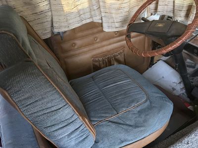 Older motorhome 60,000 miles. Fourbolt main 454. Runs perfect.