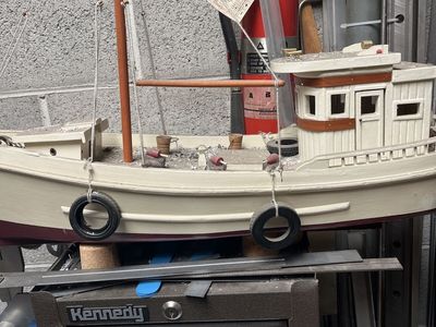 Model crab boat