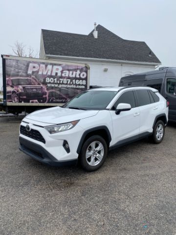 2020 TOYOTA RAV4 XLE