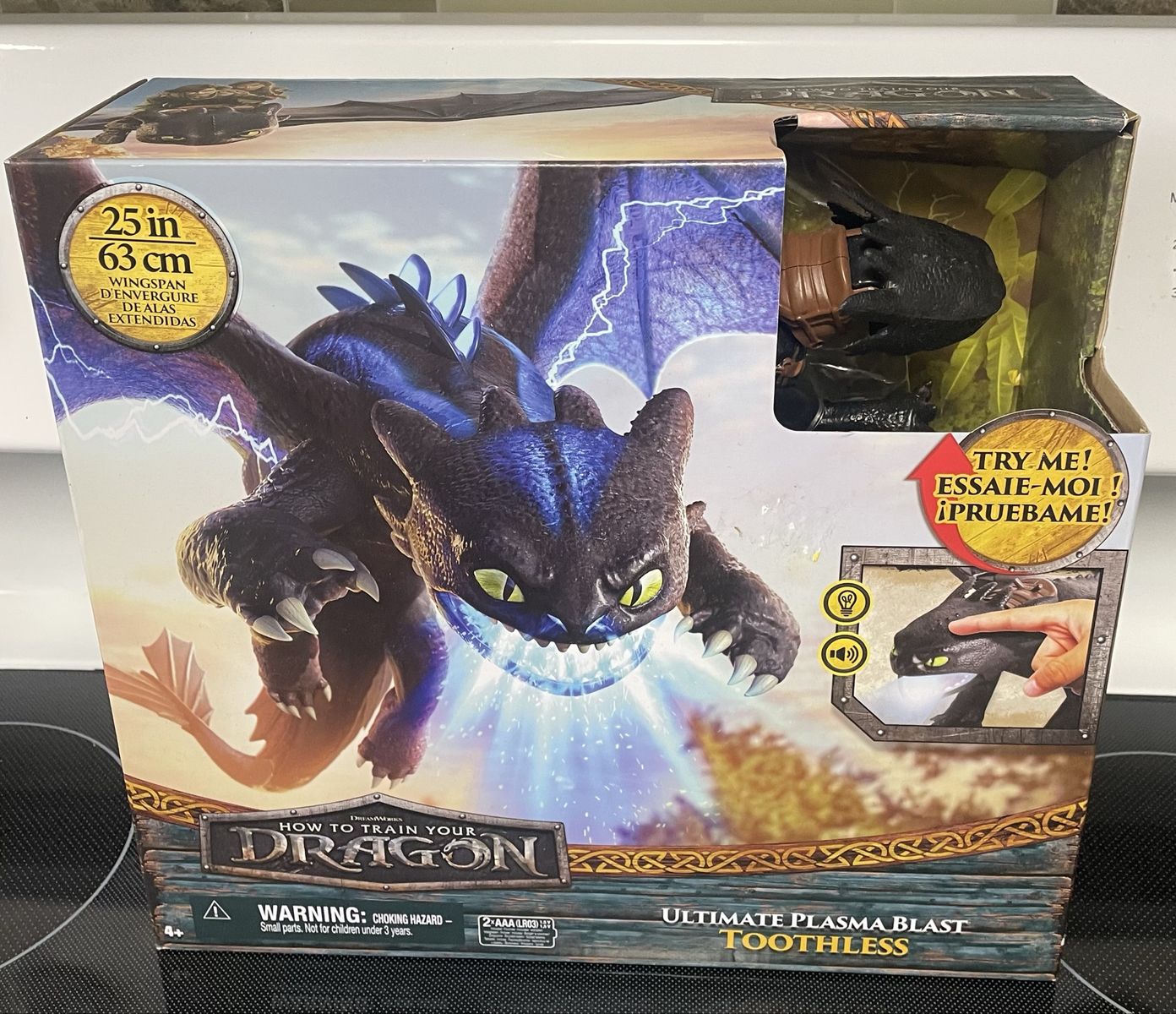 Ultimate Plasma Blast Toothless Interactive Toy.