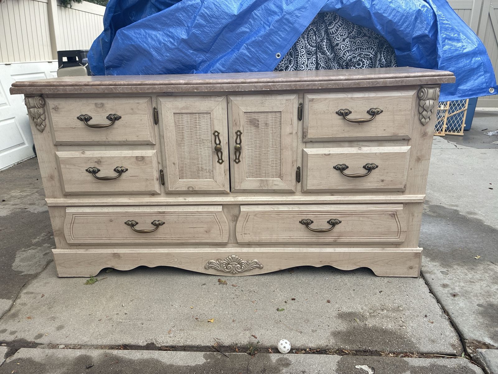 Large Wood Dresser, Dual Cabinets, and Multiple Drawers