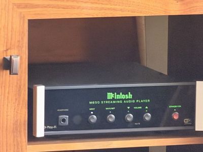 McIntosh MB50 Streamer Bluetooth DAC Preamp - Optical Toslink, Coax, XLR - MacIntosh