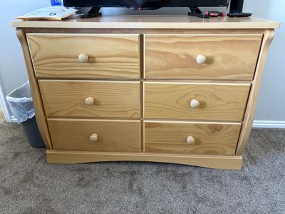 Solid Wood 6-Drawer Dresser in Natural Finish