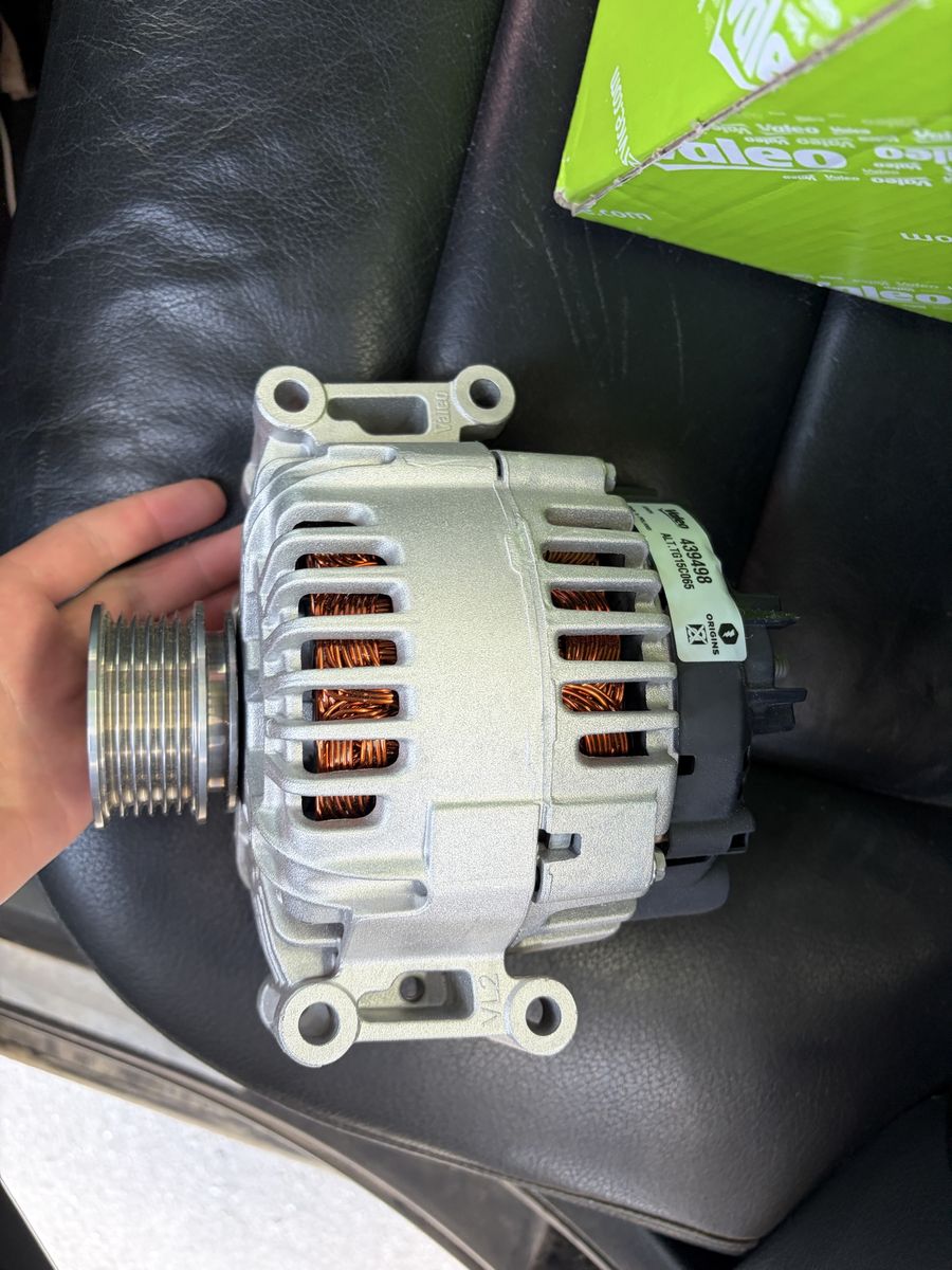 2007 Audi A4 2.0 OEM alternator