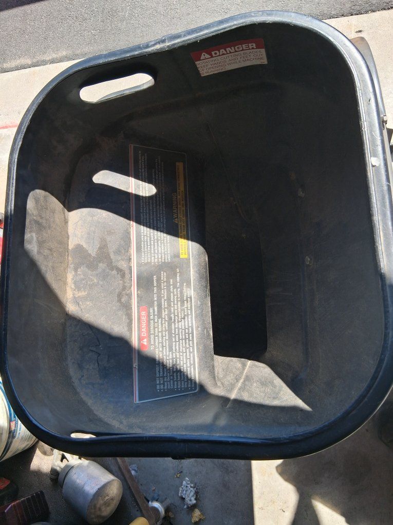 Main image 3