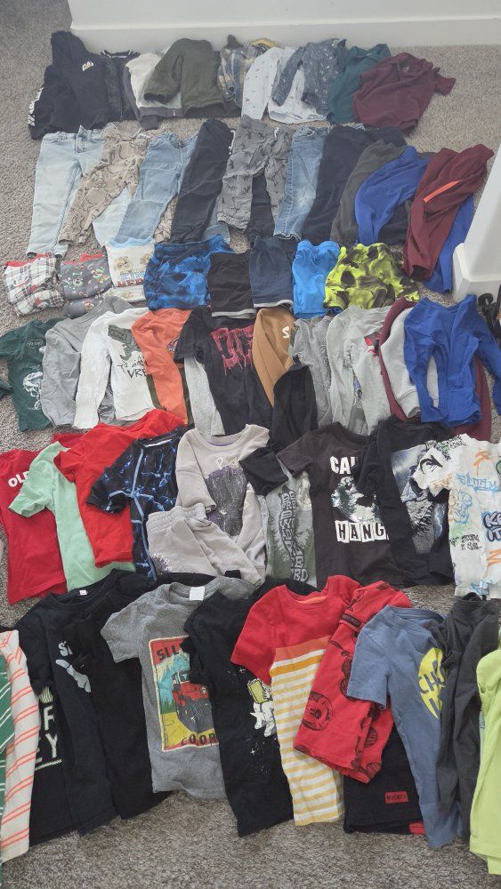Boys 5T Lot - 60 items