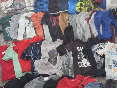 Boys 5T Lot - 60 items
