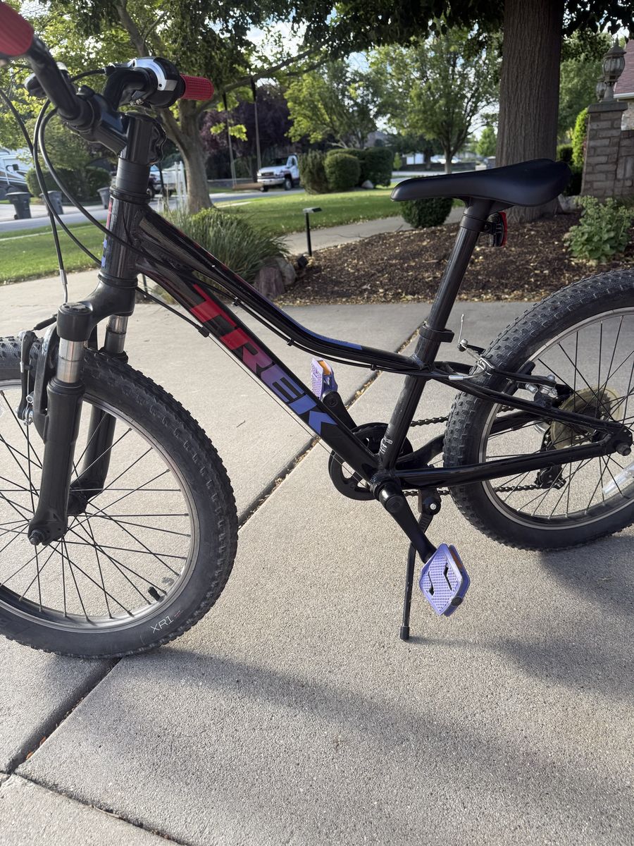 Kids trek bike 20”