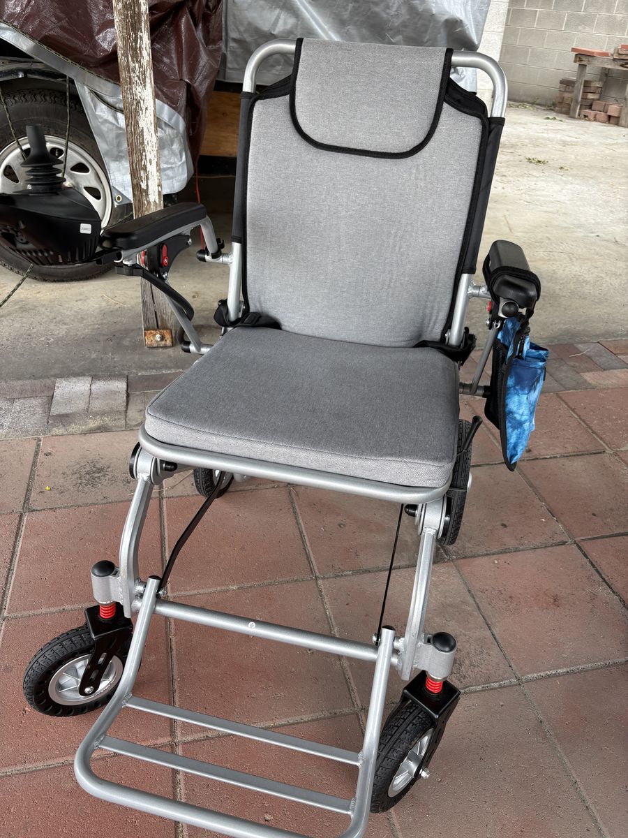 Kerdom Mobility Foldable Electric Wheelchair - Lightweight & Portable