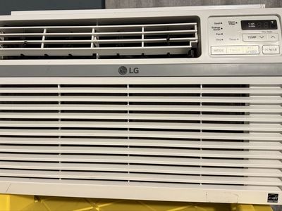 LG 8,000 BTU Window Air Conditioner Unit