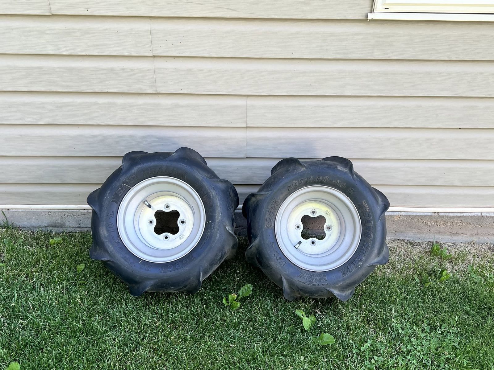 ITP Rim with GBC Sand Shark Tires 20 x 11.00-10
