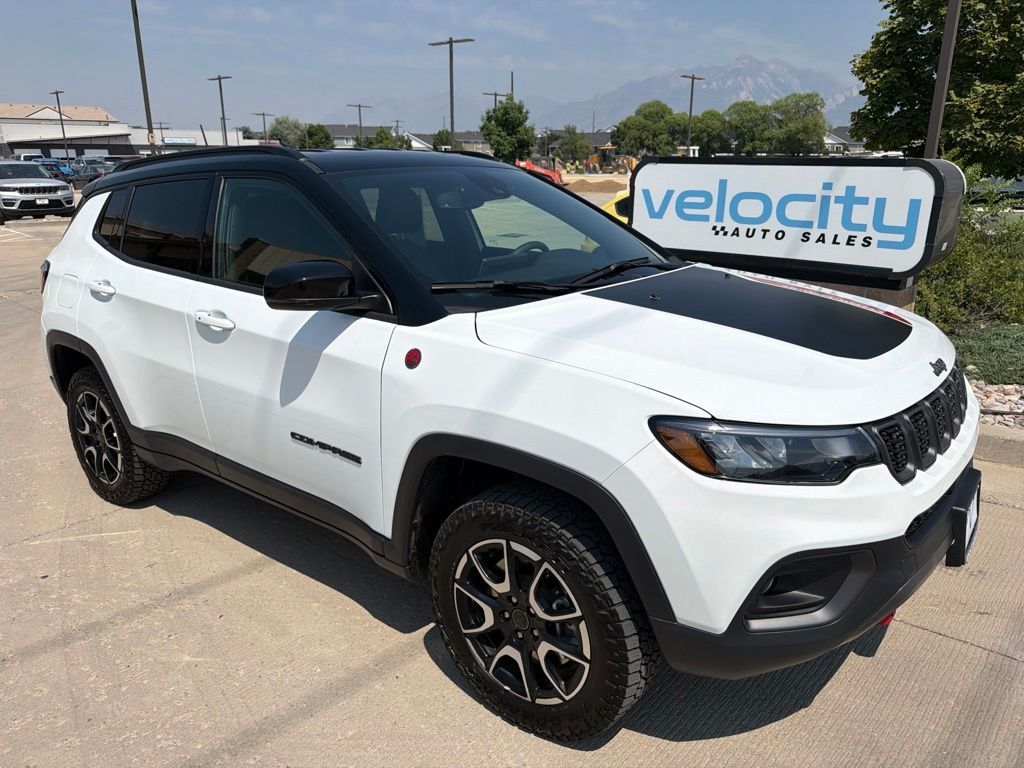 2025 Jeep Compass Trailhawk