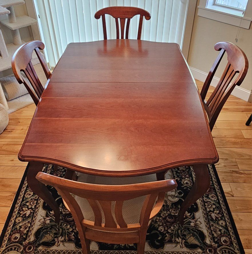 Stanley Dining Room Furniture – Buy Individual Pieces or Complete Set