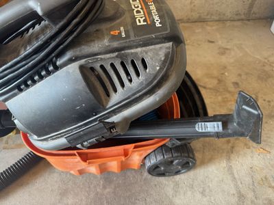 RIDGID Portable Vac 4-Gallon 5.0 Peak HP Wet/Dry Shop Vacuum with Attachments