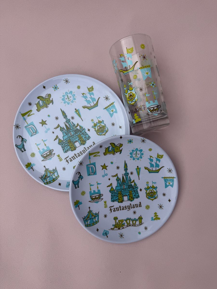 Full Set Of Darling Disney Plates & Cups