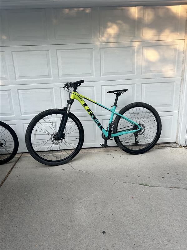 Trek Marlin 5 Med/Large Bike