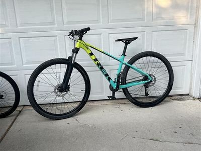 Trek Marlin 5 Med/Large Bike