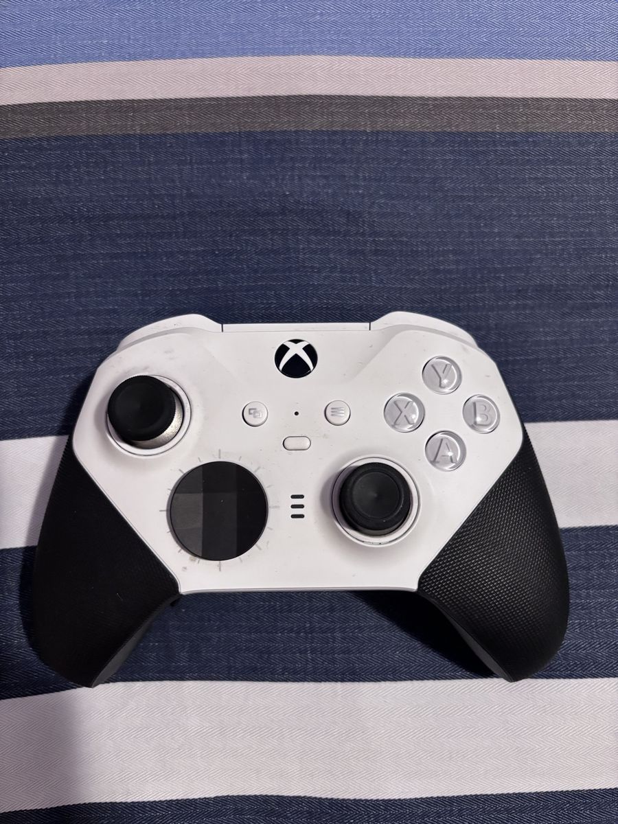 Microsoft Xbox Elite Series 2 Core Wireless Controller - White for Xbox One/Series X|S