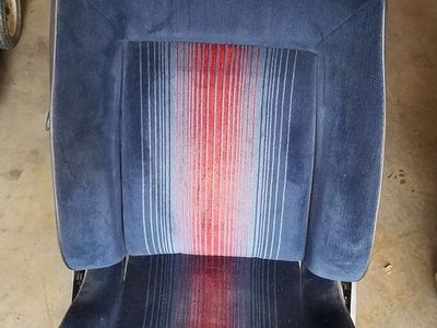 GTI BUCKET SEATS, as is, no returns