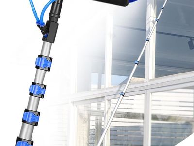 Solar panel cleaning pole with extendable handle