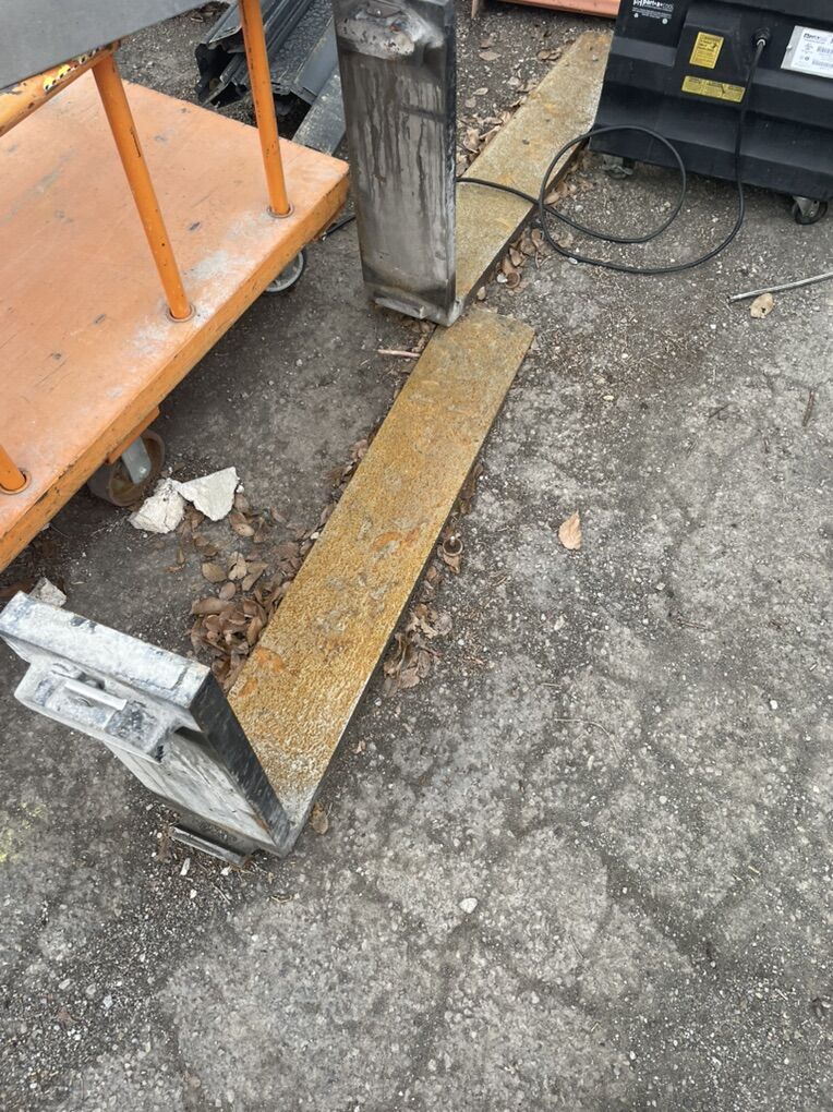 TWo Heavy Duty, Forklift Forks