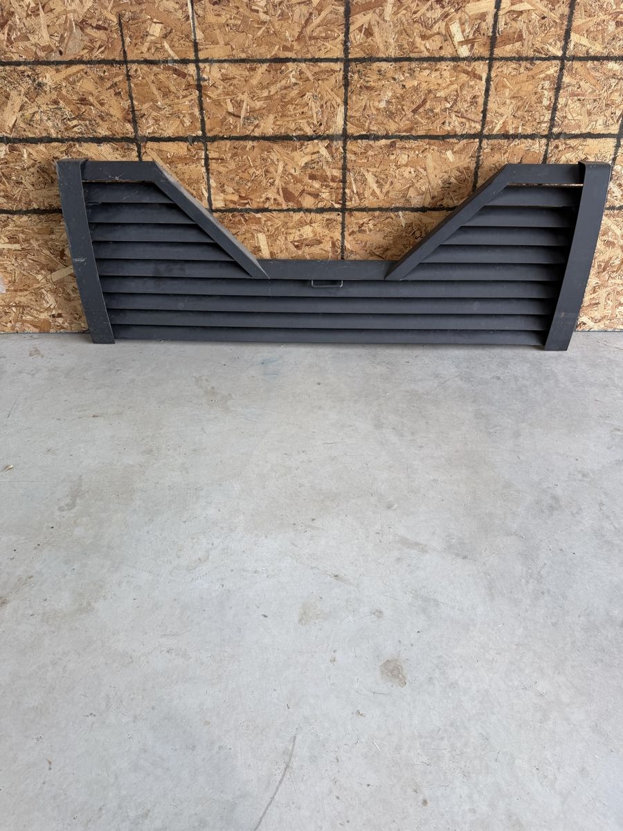 Universal Louvered Tailgate Panel - Black, Durable, for Trucks & Off-Road Vehicles
