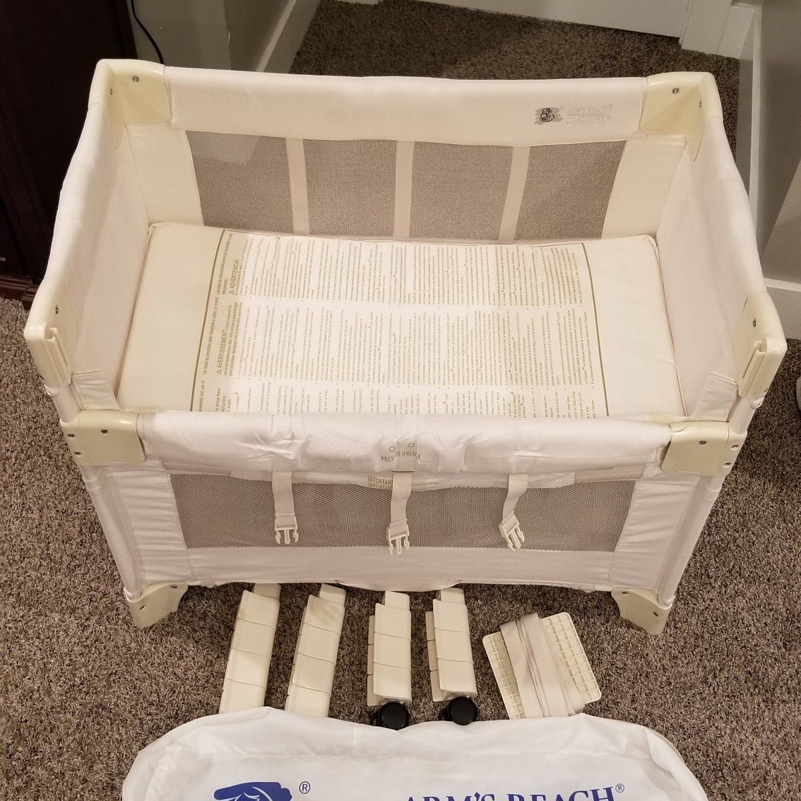 Arms Reach Co-sleeper