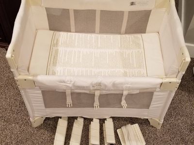 Arms Reach Co-sleeper