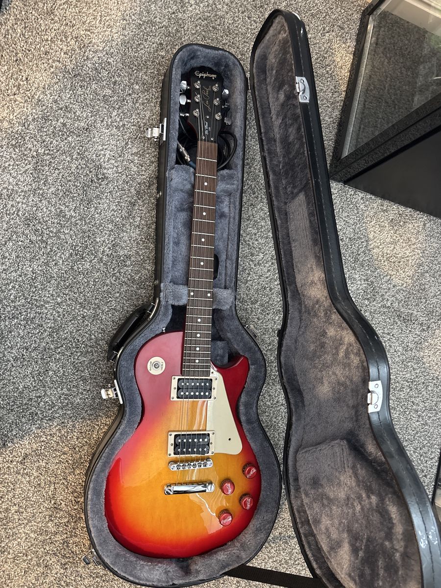 Epiphone Les Paul 100 Electric Guitar - Sunburst Finish with Hard Case