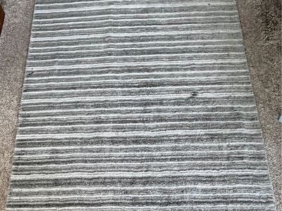 Area rug 5*7