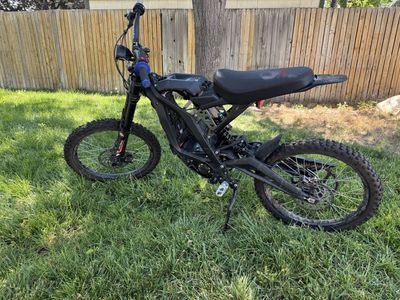 Sur-Ron Light Bee X (LBX) 2021 (OHV Registered, lifted frame, lifted bars, Luna seat, and ceramic brakes)