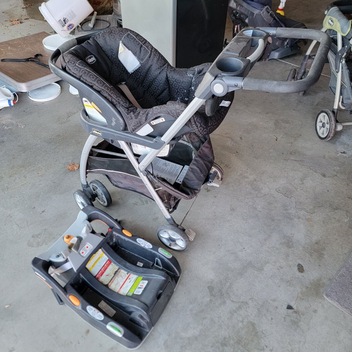 Chicco KeyFit Stroller, Carrier, and Base