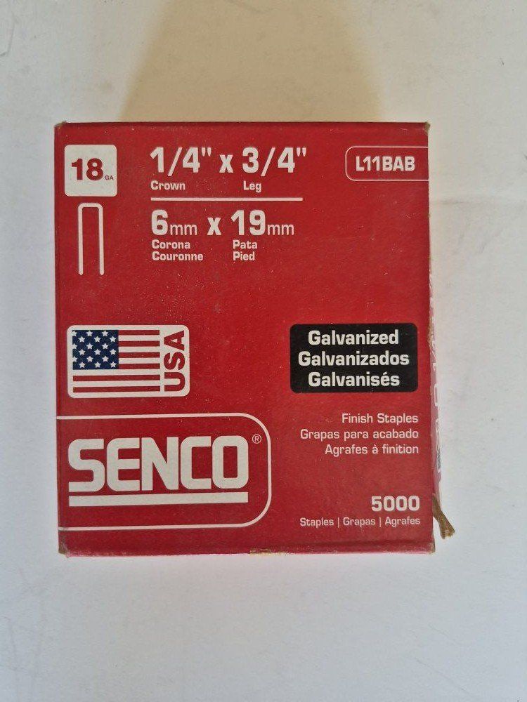 Senco 18 Gauge Galvanized Finish Staples 1/4" x 3/4" 5000 Count Box