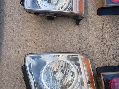 GMC YUKON HEADLIGHTS 2007-2014 $75