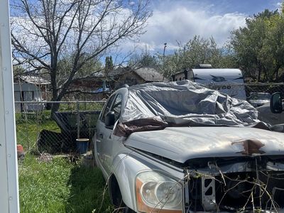 Wrecked 2002 dodge durango