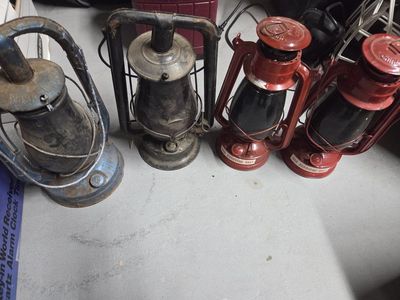 Vintage Kerosene Lanterns - Set of 4, Red & Blue, Rustic Decor