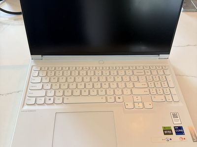 Lenovo Legion 7i Gaming Laptop – RTX 4070, i9, 32GB RAM, 1TB SSD