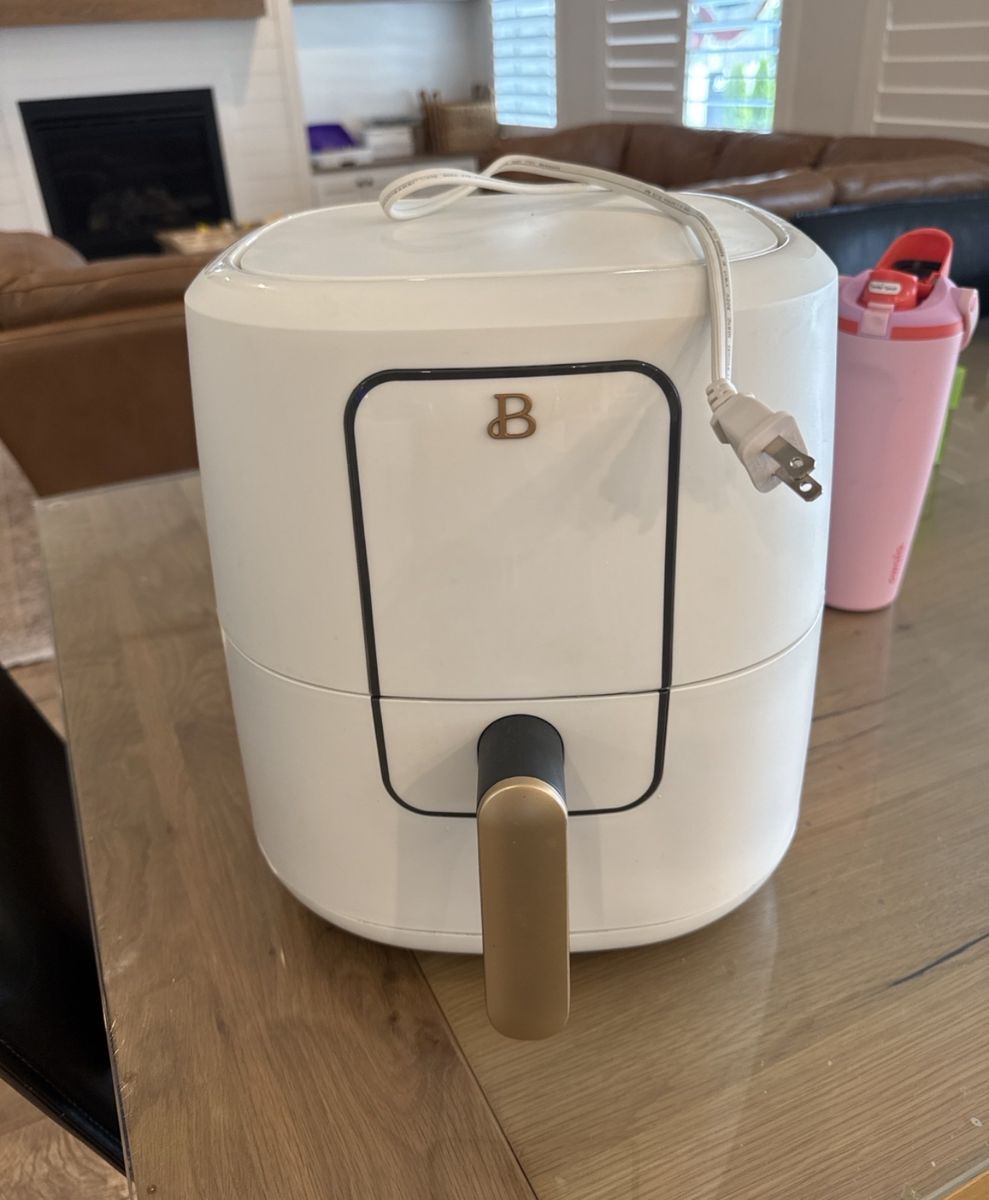 Air fryer 6 qt $40