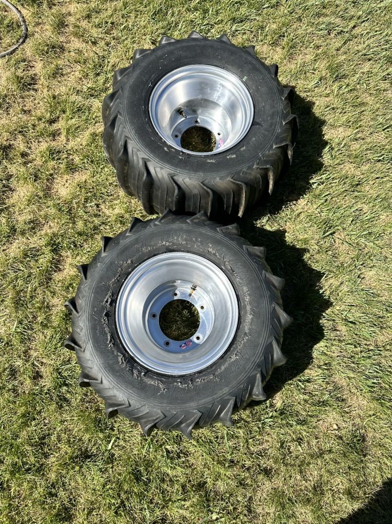 Paddle Tires