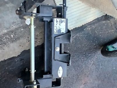 Heavy Duty 5th Wheel Trailer Hitch