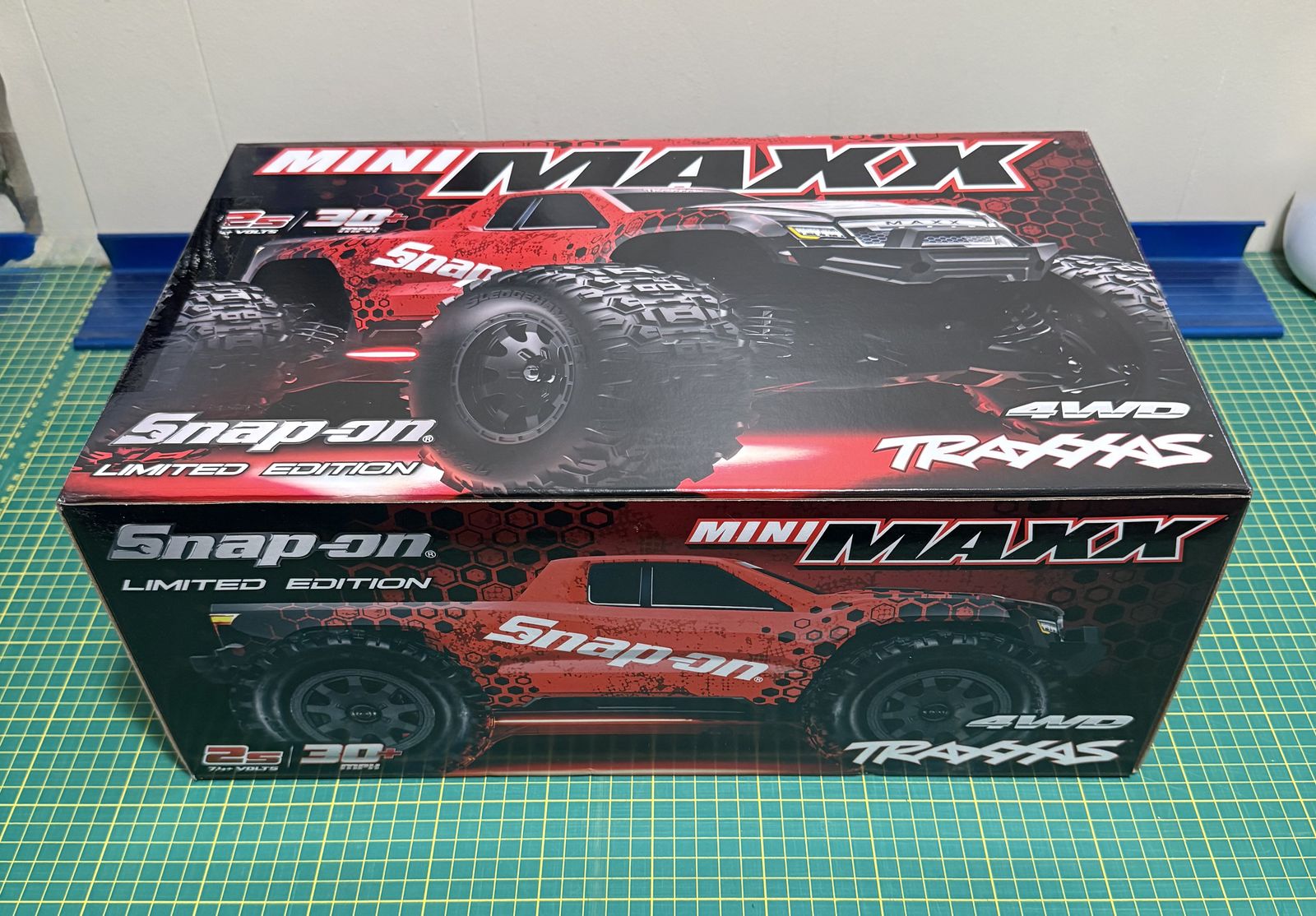 Traxxas mini Max Limited Snap On