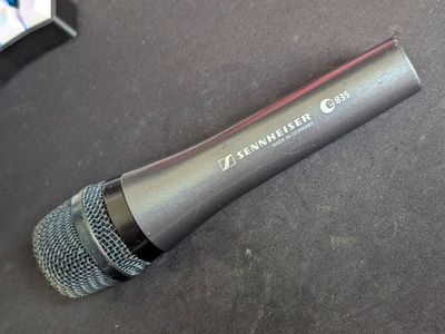 Sennheiser e835 Dynamic Vocal Microphone