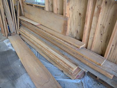 White Oak Wood Lot 165 BF (4/4 & 8/4 planks)