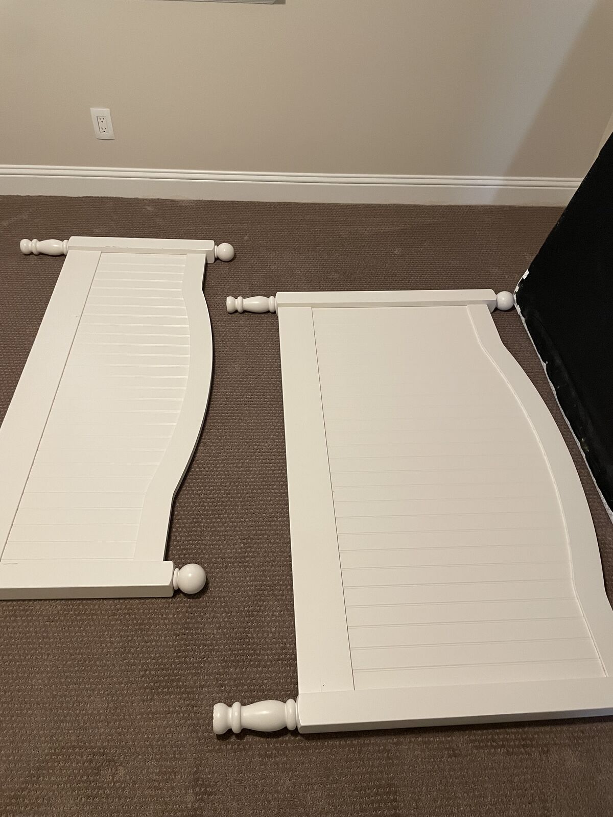 Pottery Barn Bed- full